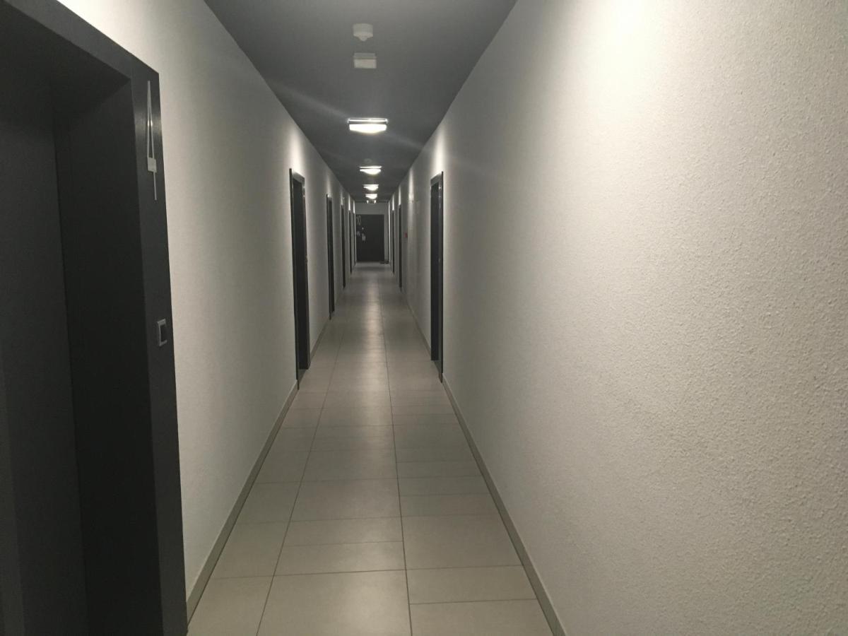 Sky One Lägenhet Krasków Exteriör bild
